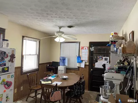 14755 E Bakerville Rd, Mount Vernon, IL 62864 photo 6