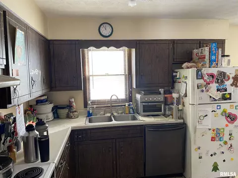 14755 E Bakerville Rd, Mount Vernon, IL 62864 photo 5