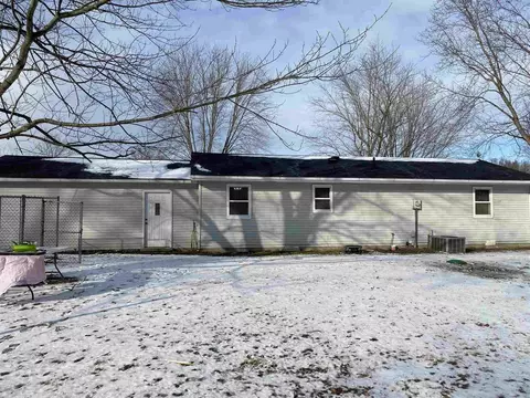 14755 E Bakerville Rd, Mount Vernon, IL 62864 photo 2