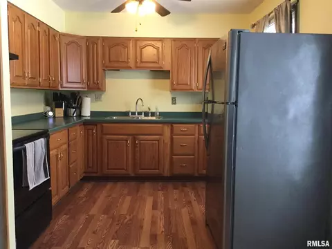 104 Evergreen Dr, Anna, IL 62906 photo 6