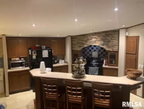9908 E Webb Rd, Mount Vernon, IL 62864 photo 7