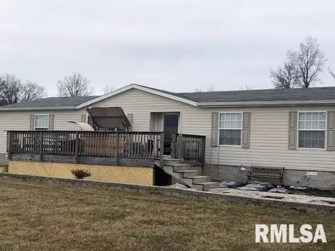 9908 E Webb Rd, Mount Vernon, IL 62864 photo 2