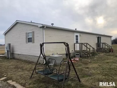 9908 E Webb Rd, Mount Vernon, IL 62864 photo 16