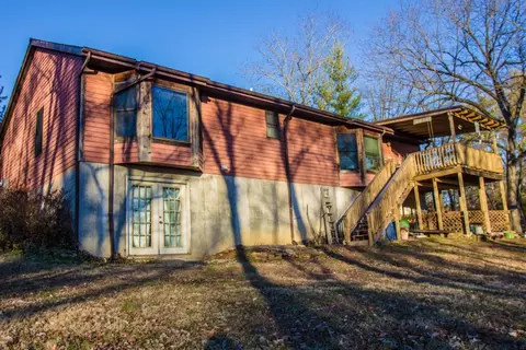 327 Ash St, Cobden, IL 62920 photo 27