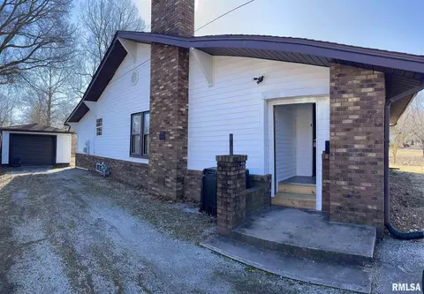 604 S 20th St, Herrin, IL 62948 photo 1