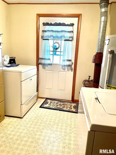 1301 S Hickory St, Centralia, IL 62801 photo 16