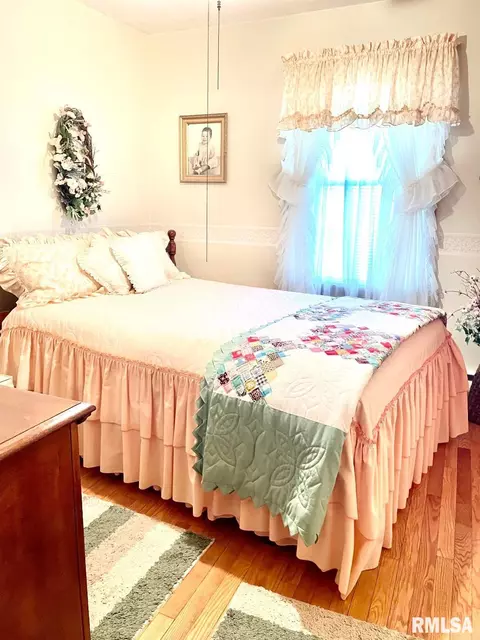 1301 S Hickory St, Centralia, IL 62801 photo 12