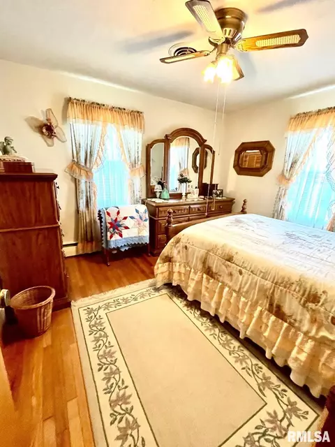 1301 S Hickory St, Centralia, IL 62801 photo 14