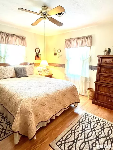 1301 S Hickory St, Centralia, IL 62801 photo 13