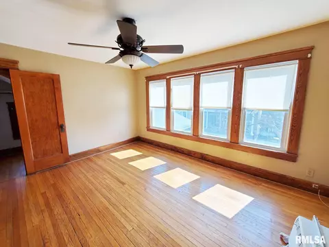 423 E 2nd St, Centralia, IL 62801 photo 20