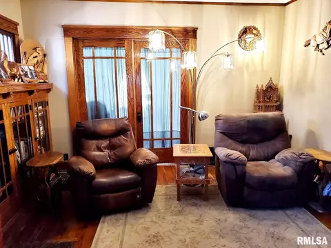 423 E 2nd St, Centralia, IL 62801 photo 10