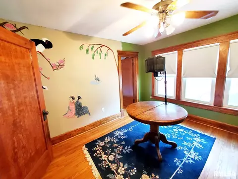 423 E 2nd St, Centralia, IL 62801 photo 23