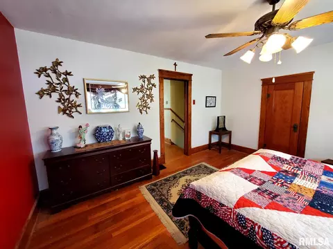 423 E 2nd St, Centralia, IL 62801 photo 18