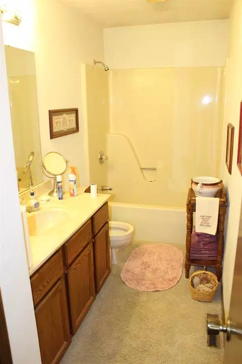 105 Robinson Rd, Salem, IL 62881 photo 7
