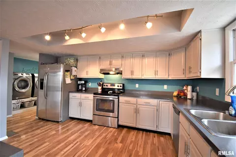 10260 E Richview Rd, Mount Vernon, IL 62864 photo 10