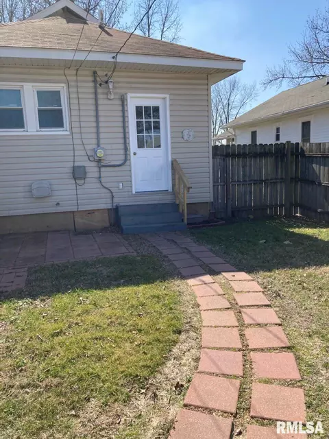 1202 E 2nd St, Centralia, IL 62801 photo 18