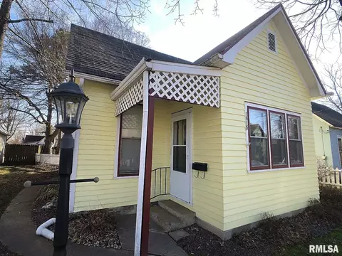 1515 Edith St, Murphysboro, IL 62966 photo 2