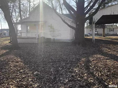 1104 Trolley Rd, Eldorado, IL 62930 photo 2