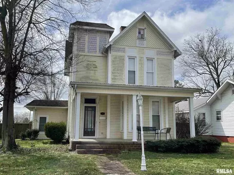 216 E 9th St, Metropolis, IL 62960 photo 1