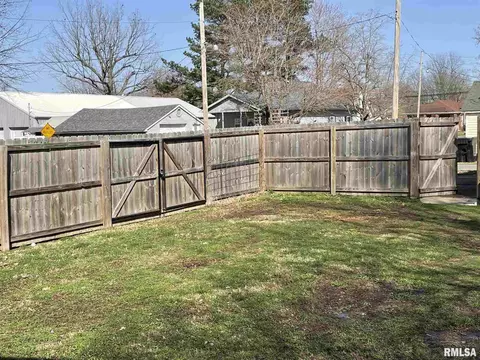 1920 Mccrary St, Metropolis, IL 62960 photo 7