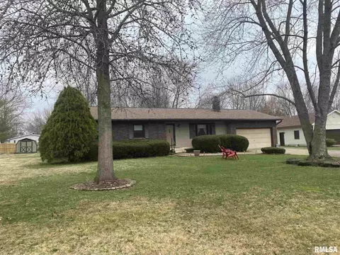 224 Cope Dr, Salem, IL 62881 photo 2