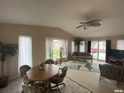 224 Cope Dr, Salem, IL 62881 photo 10