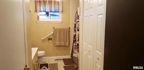 12693 E Oakton Rd, Mount Vernon, IL 62864 photo 21