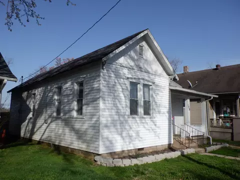 109 E 11th St, Metropolis, IL 62960 photo 3