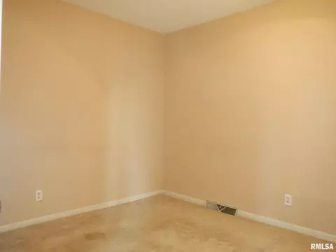 109 E 11th St, Metropolis, IL 62960 photo 18