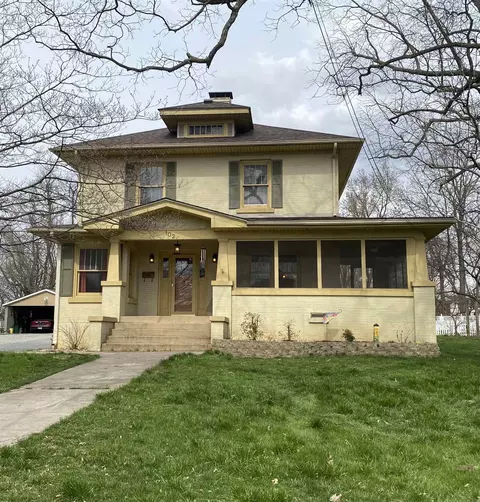 102 W Monroe St, Anna, IL 62906 photo 2
