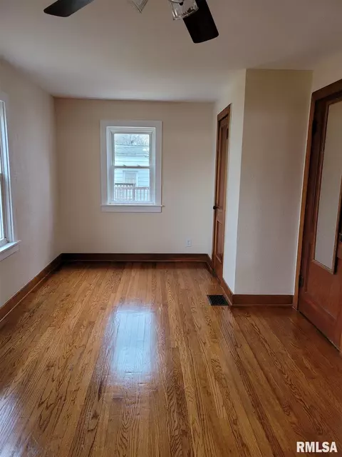 2701 Mannen St, Mount Vernon, IL 62864 photo 7