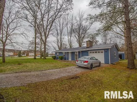 2100 E Mccord St, Centralia, IL 62801 photo 2