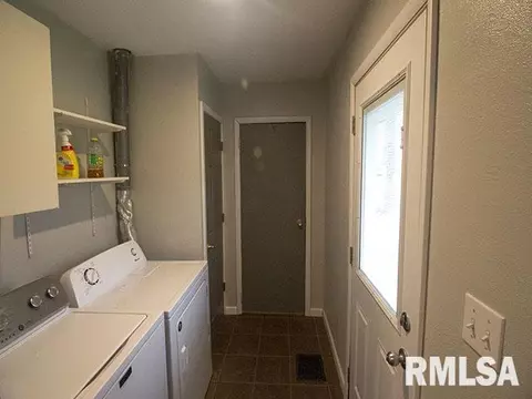 2100 E Mccord St, Centralia, IL 62801 photo 18