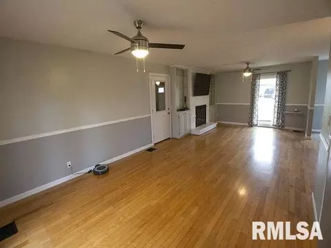 2100 E Mccord St, Centralia, IL 62801 photo 5