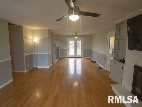 2100 E Mccord St, Centralia, IL 62801 photo 11