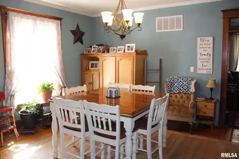 204 E 2nd St, Kell, IL 62853 photo 3