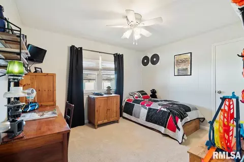 512 Bohleber Dr, Carmi, IL 62821 photo 20