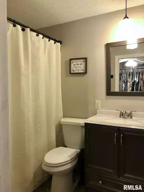 820 E Clark Trl, Herrin, IL 62948 photo 28