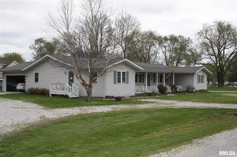 509 North Ave, Iuka, IL 62849 photo 1