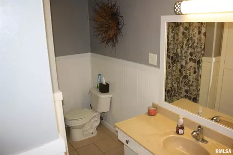 509 North Ave, Iuka, IL 62849 photo 13