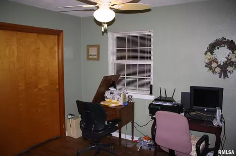 509 North Ave, Iuka, IL 62849 photo 6
