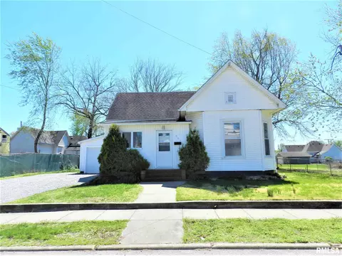 903 W White St, Marion, IL 62959 photo 28