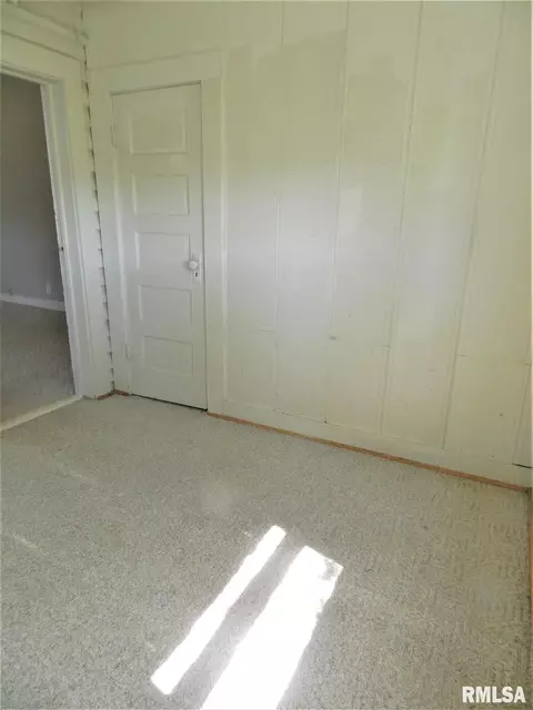 903 W White St, Marion, IL 62959 photo 18