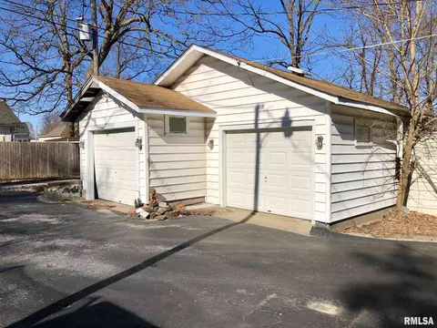 217 S 18th St, Herrin, IL 62948 photo 22