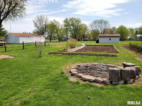 1167 Schwartz Rd, Centralia, IL 62801 photo 18