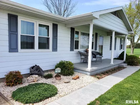 1167 Schwartz Rd, Centralia, IL 62801 photo 5