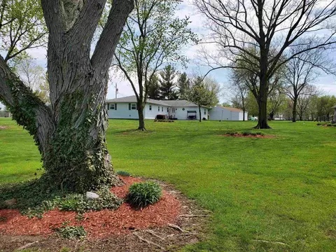 1167 Schwartz Rd, Centralia, IL 62801 photo 10