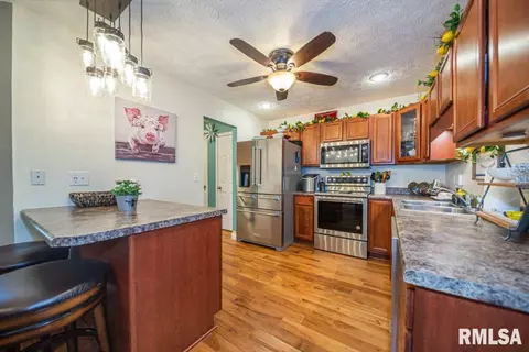 405 E Beacon Ct, Mount Vernon, IL 62864 photo 13