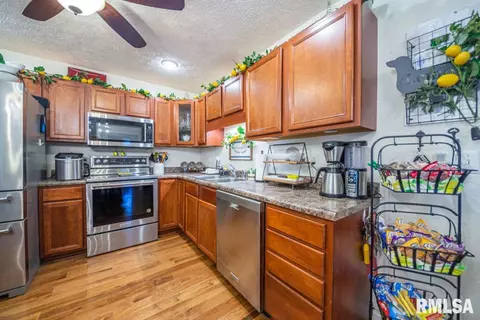 405 E Beacon Ct, Mount Vernon, IL 62864 photo 15