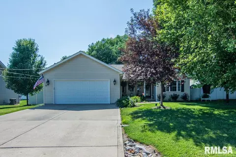 405 E Beacon Ct, Mount Vernon, IL 62864 photo 1